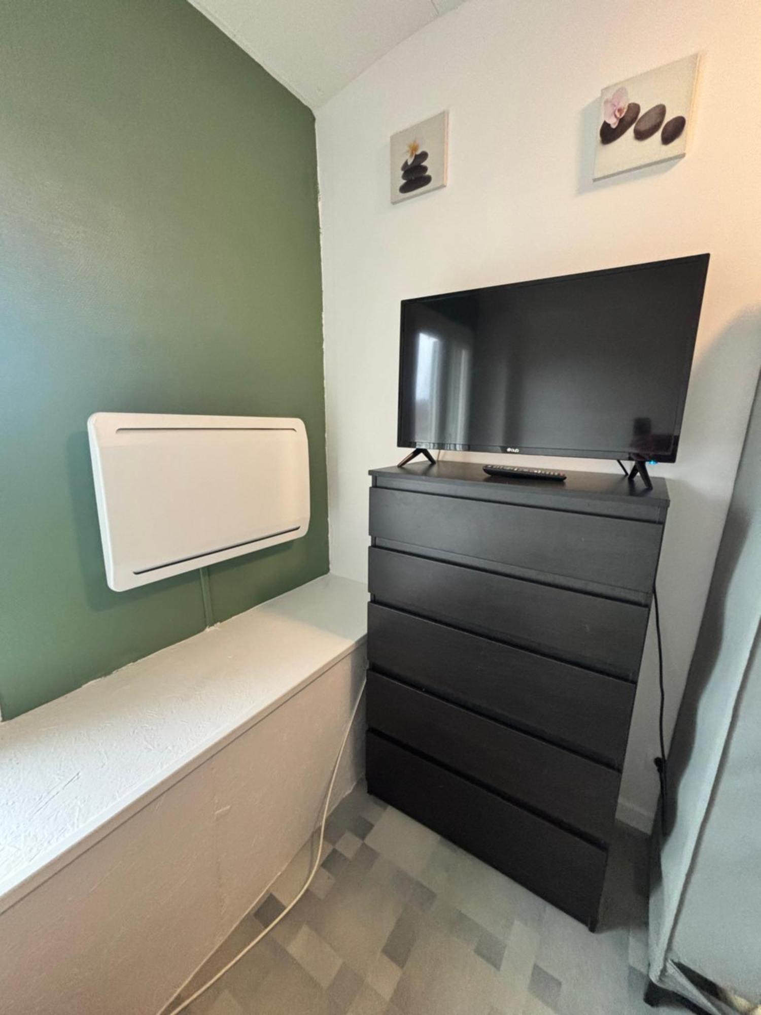 Le Gite "Detroit Studette" Besancon Confort Et Simplicite Exterior foto